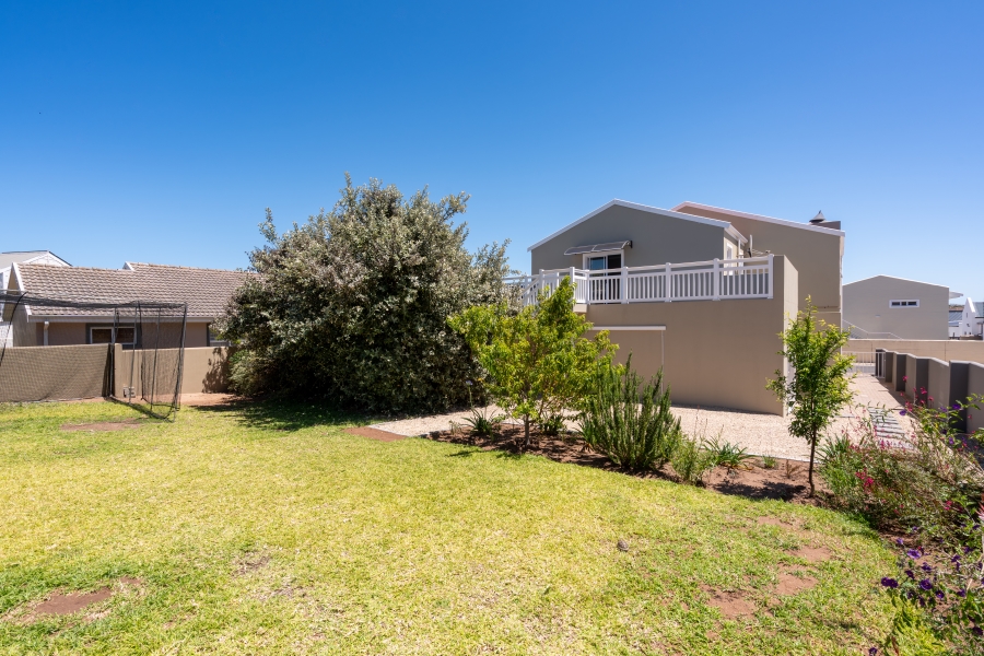 4 Bedroom Property for Sale in Myburgh Park Western Cape